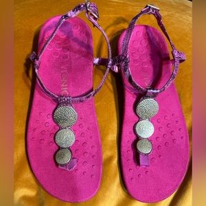 Vionic Lizbeth Sandals textured leather Ankle Strap Comfort Shoes Magenta Size 7